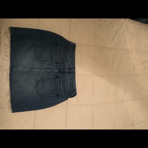 jean skirt - Picture 2 of 4